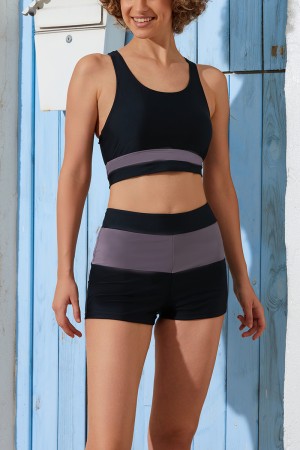 Haut de bikini noir à larges bretelles à encolure dégagée avec ensembles de shorts pour garçon