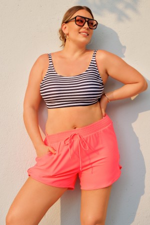 Ensemble de bikini plus size charmant avec top à col rond rayé rose et short