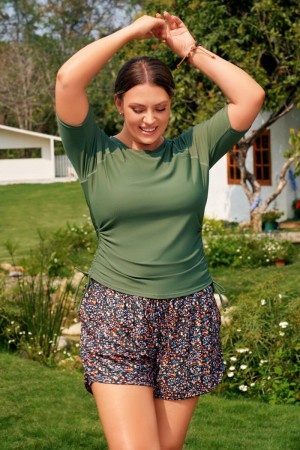 Ensemble Tankini Plus Size Sportif à Manches Courtes Vert avec Haut à Fermeture Éclair et Shorty