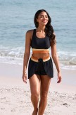 Black Colorblock Scoop Neck Wide Straps Sporty Bikini Top And HighWaist Boy Shorts Set